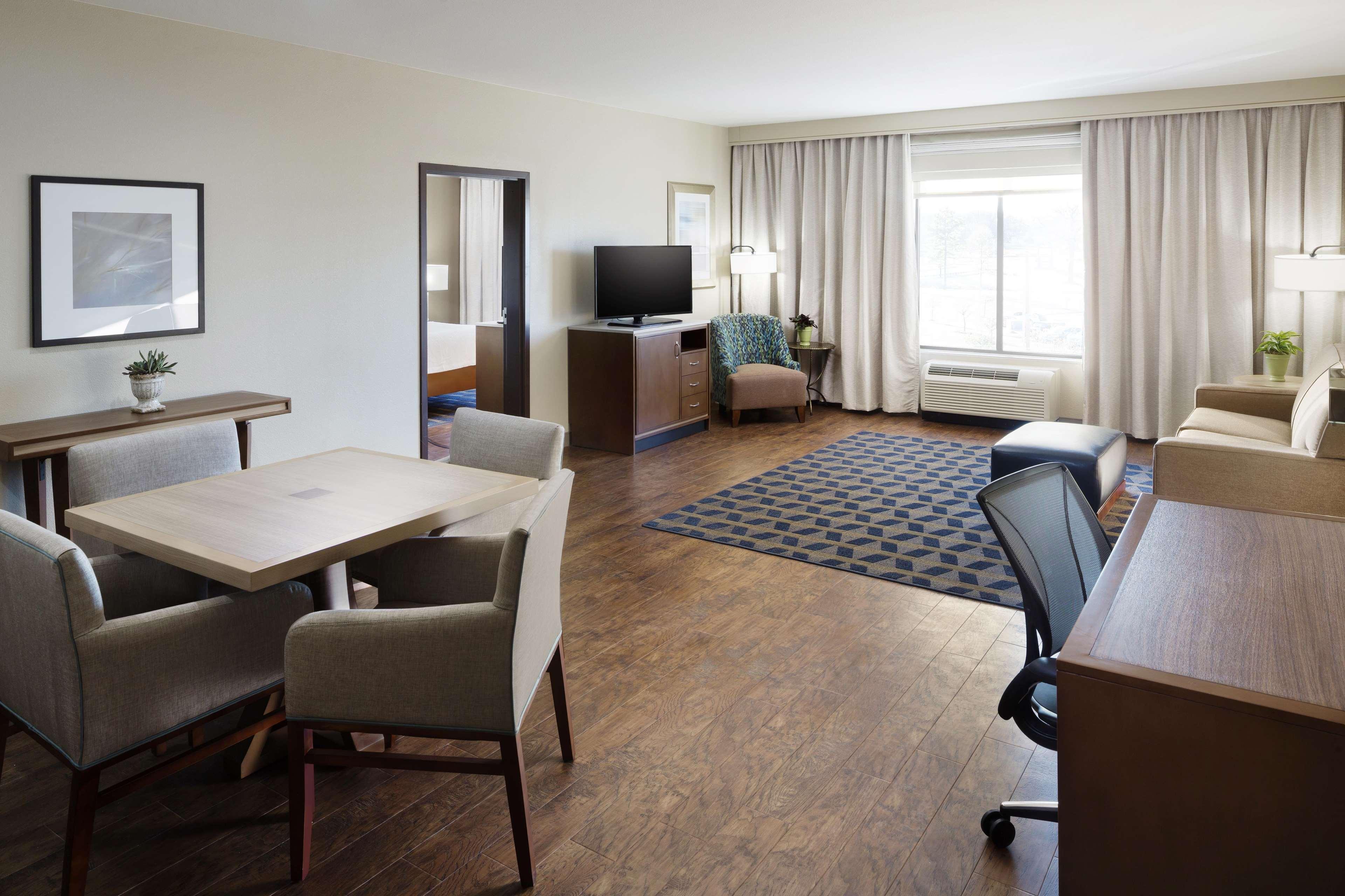Longview Hilton Garden Inn Екстер'єр фото