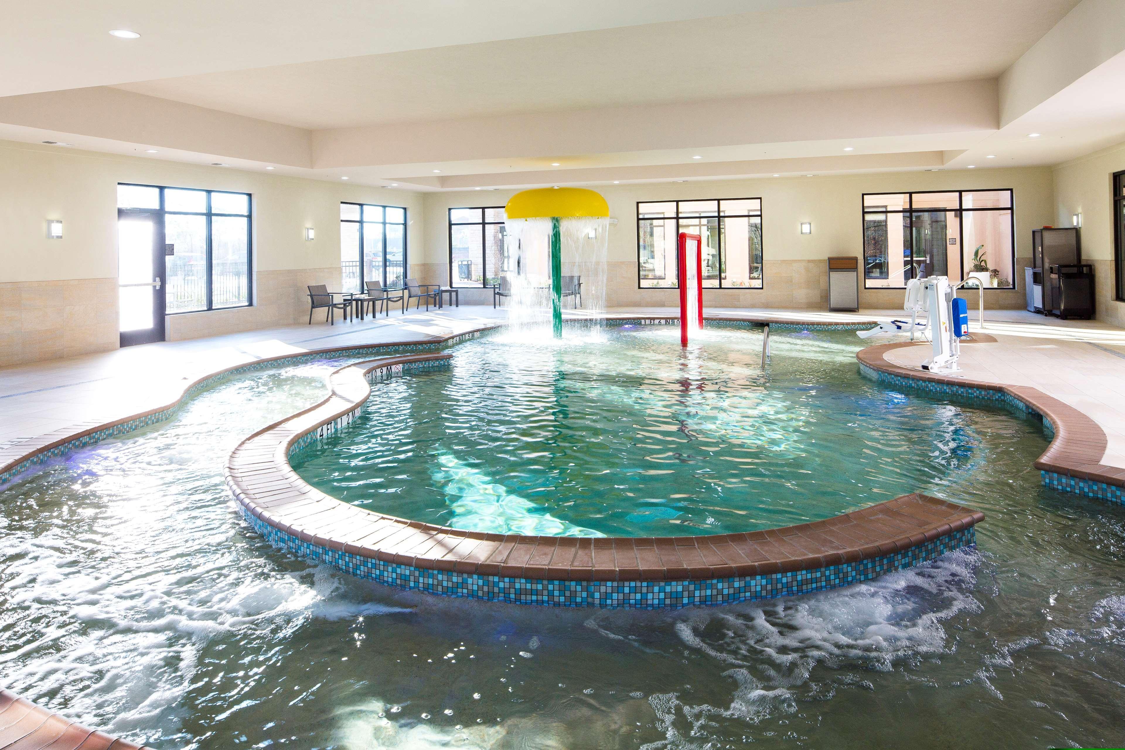 Longview Hilton Garden Inn Екстер'єр фото