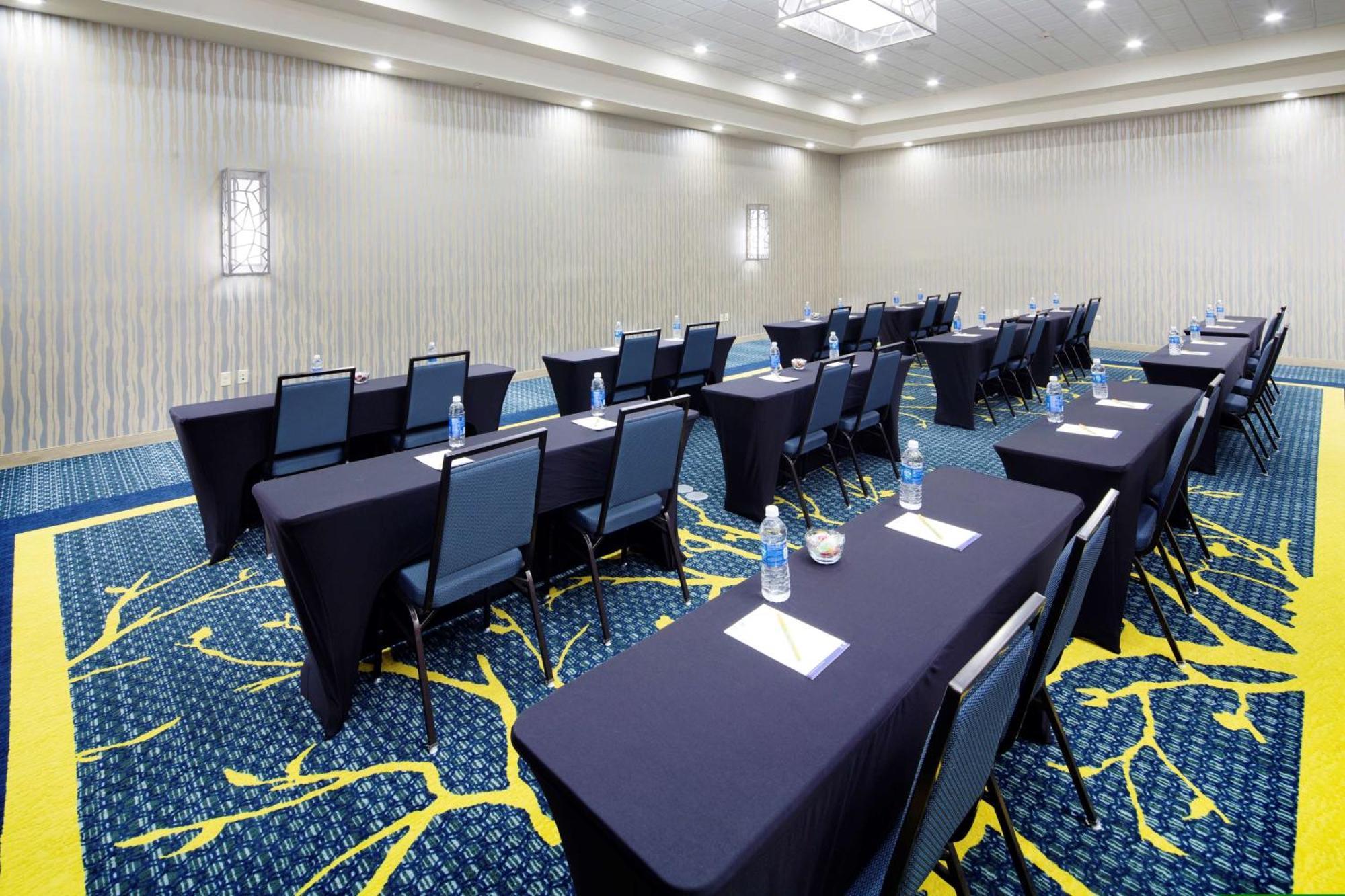 Longview Hilton Garden Inn Екстер'єр фото